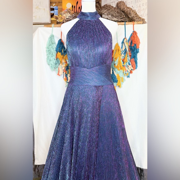 Betsy & Adam Metallic Halter Gown Blue Purple Iridescent Formal Dress - Picture 2 of 16